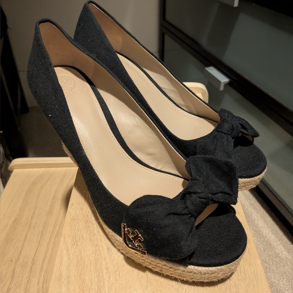 Tory Burch Black Canvas Peep Toe Wedge Pumps - Picture 2 of 10